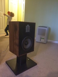 Infinity Qe on the stand